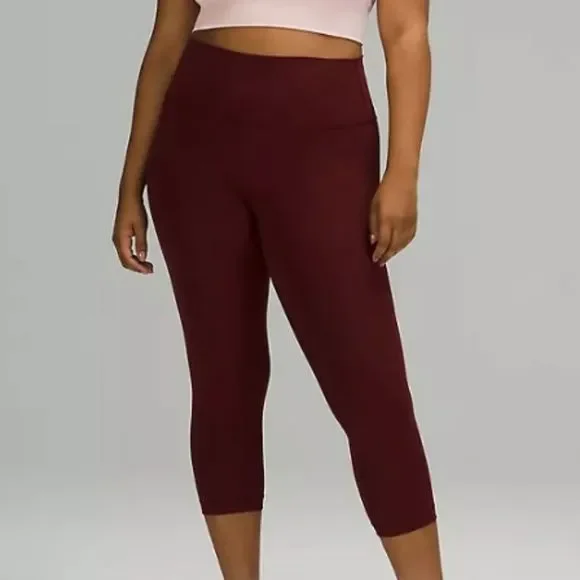 Lululemon Athletica Wunder Under HR Crop Leggings 21" in Red Merlot Size 8 - Picture 2 of 10